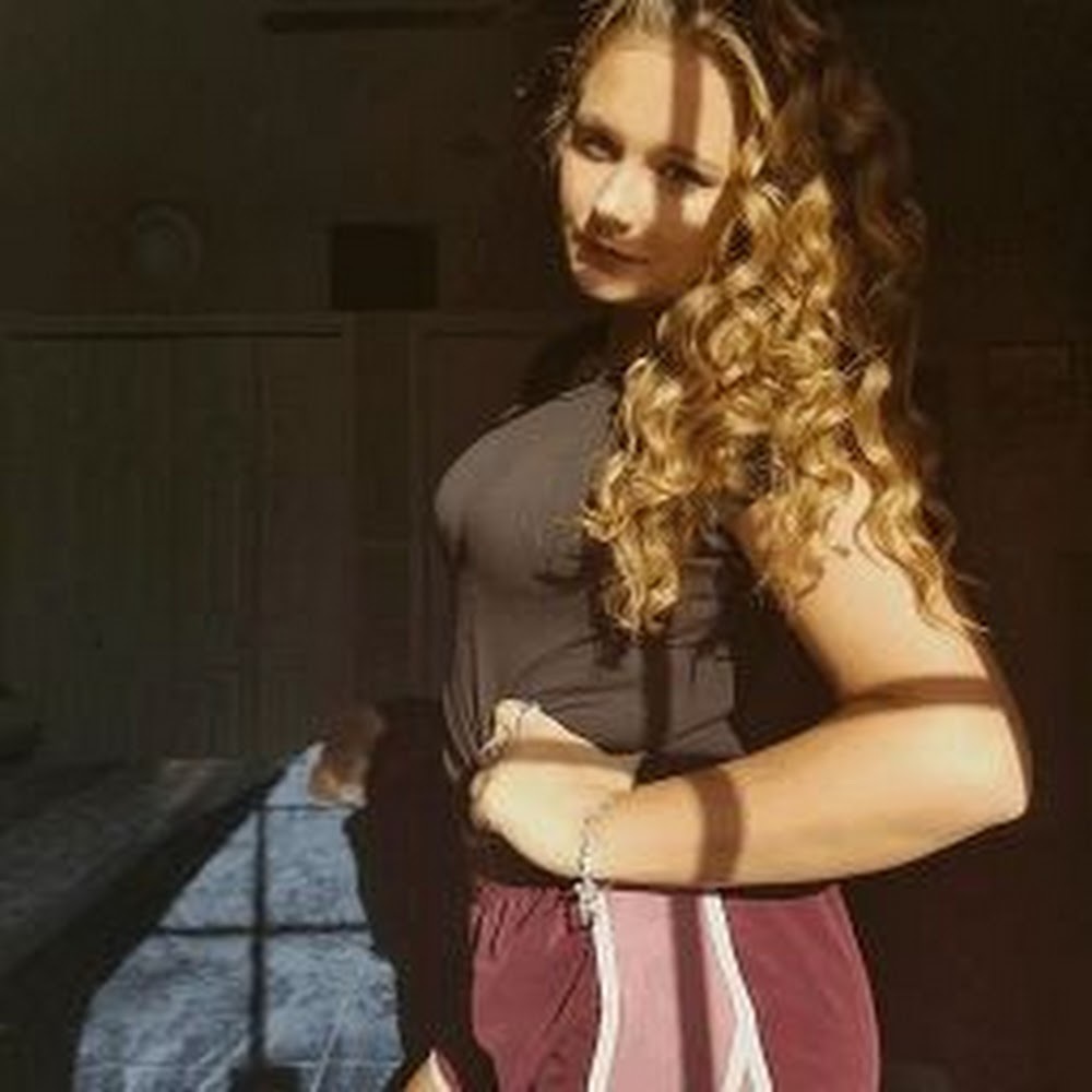 Meet your Posher, Hailey